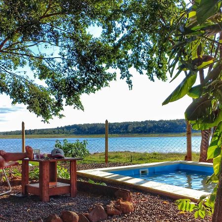 La Casa Del Lago Urugua-I Villa Puerto Iguazu Exterior photo