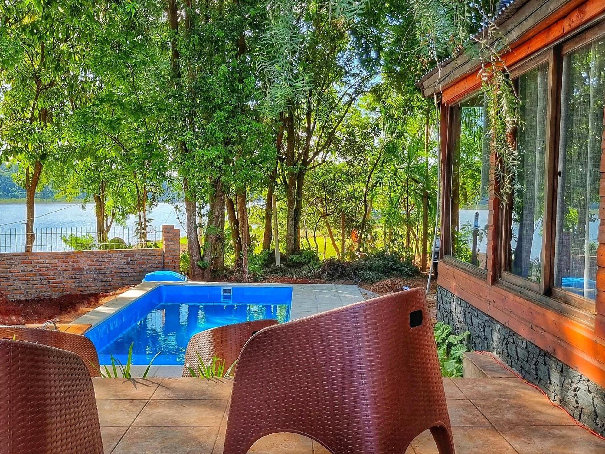 La Casa Del Lago Urugua-I Villa Puerto Iguazu Exterior photo