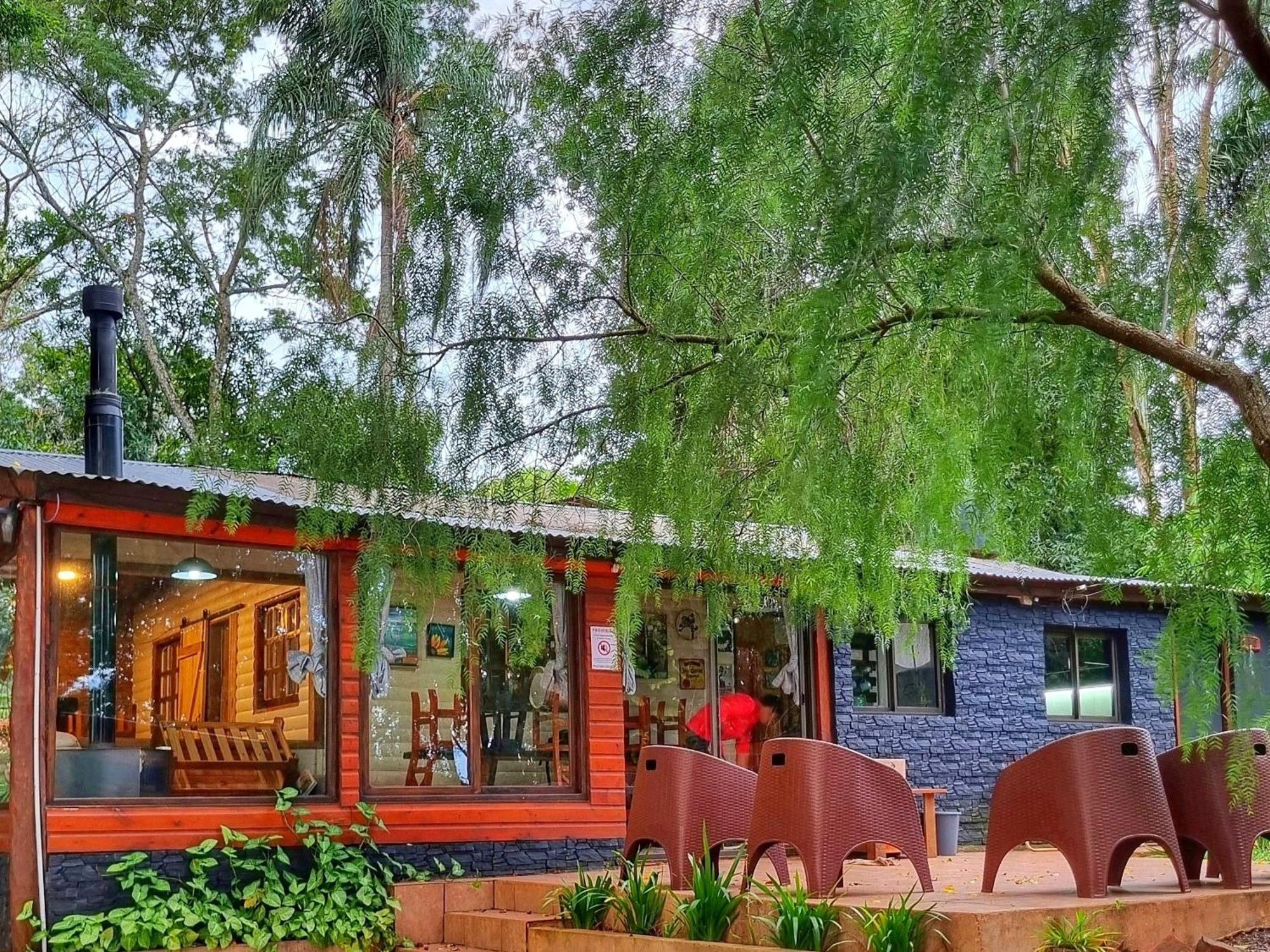 La Casa Del Lago Urugua-I Villa Puerto Iguazu Exterior photo